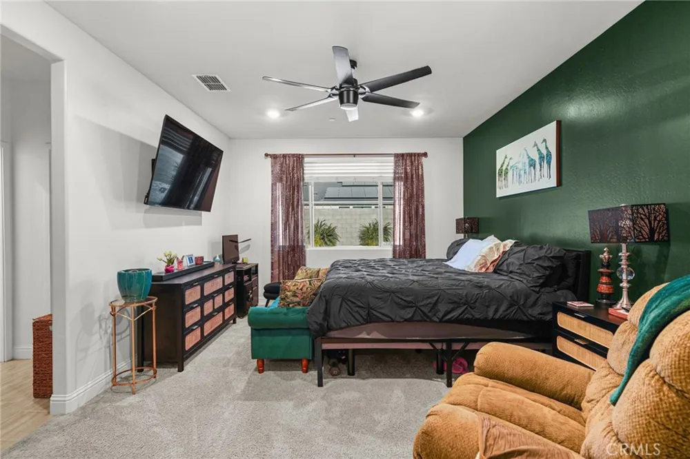 3204 Blue Creek Shafter, CA 93263