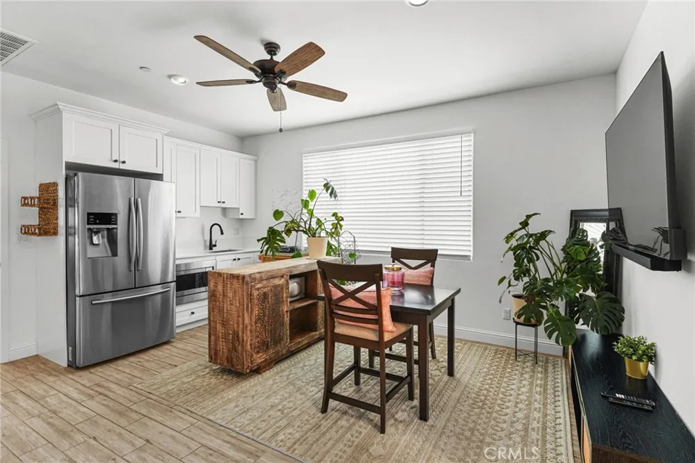 3204 Blue Creek Shafter, CA 93263