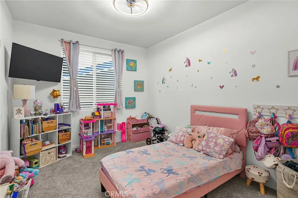 3204 Blue Creek Shafter, CA 93263