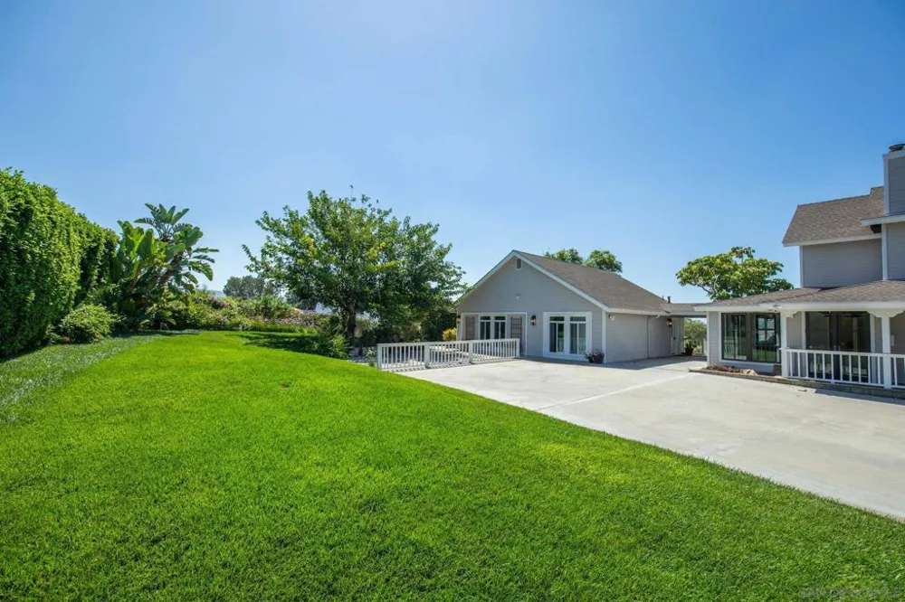 2613 Sunset Hills Escondido, CA 92025