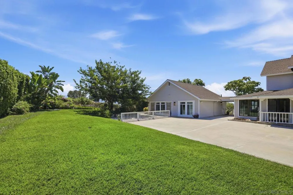 2613 Sunset Hills Escondido, CA 92025