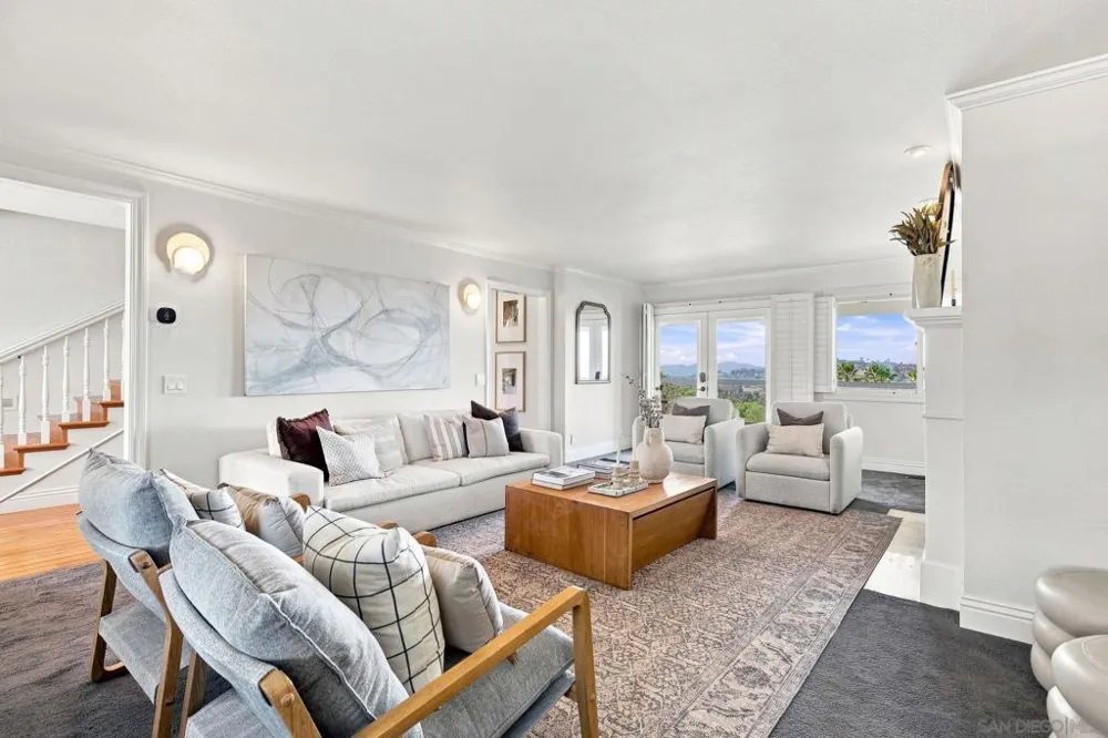 2613 Sunset Hills Escondido, CA 92025