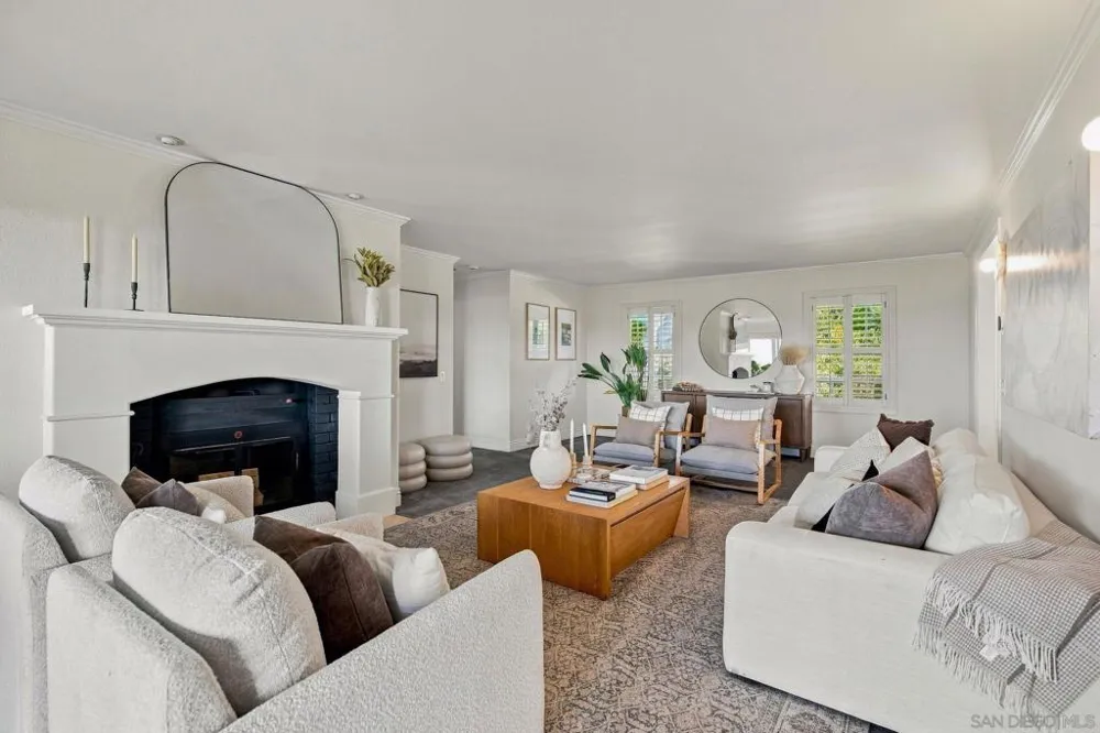 2613 Sunset Hills Escondido, CA 92025