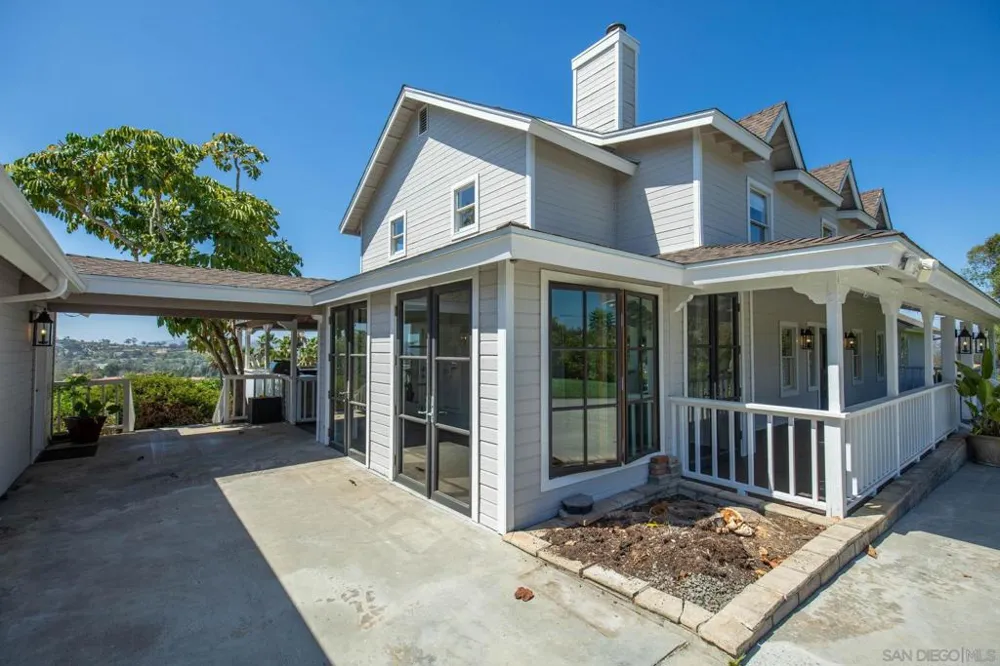 2613 Sunset Hills Escondido, CA 92025