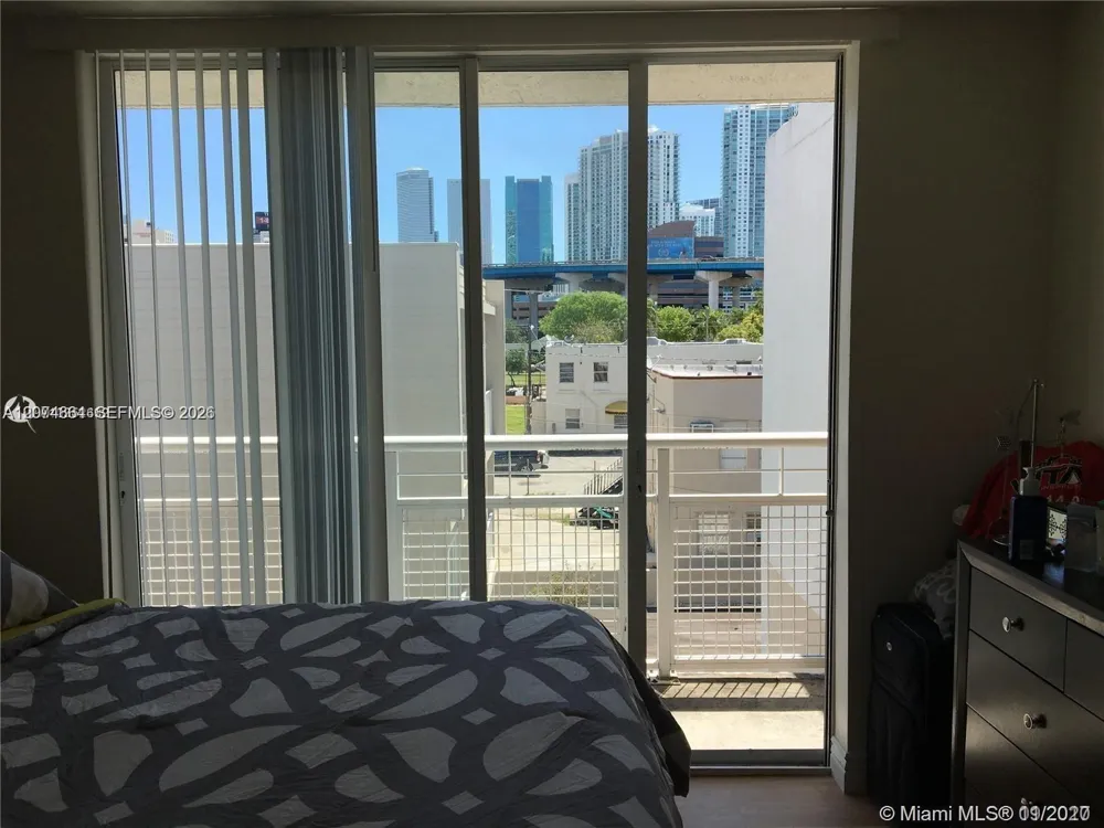 450 SW 3rd St #15 Miami, FL 33130