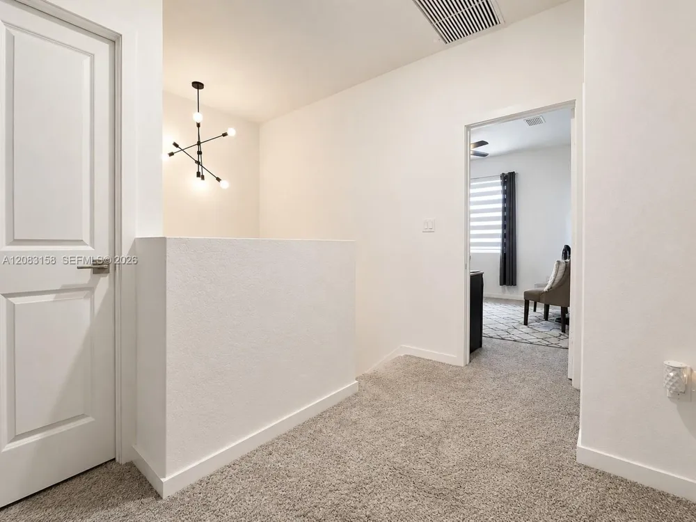 489 NE 4th St Florida City, FL 33034