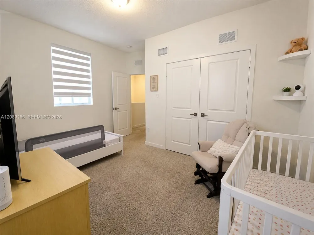 489 NE 4th St Florida City, FL 33034