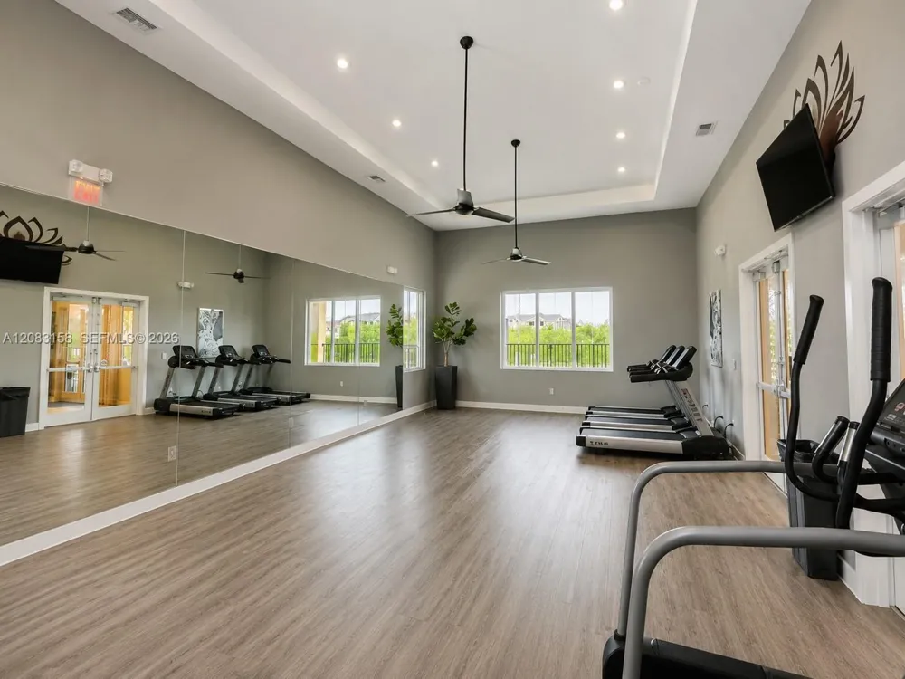 489 NE 4th St Florida City, FL 33034