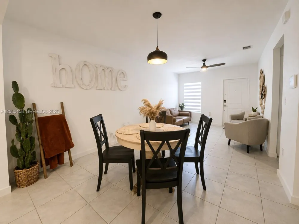 489 NE 4th St Florida City, FL 33034