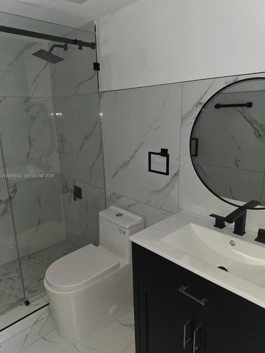 7300 NW 17th St #408 Plantation, FL 33313