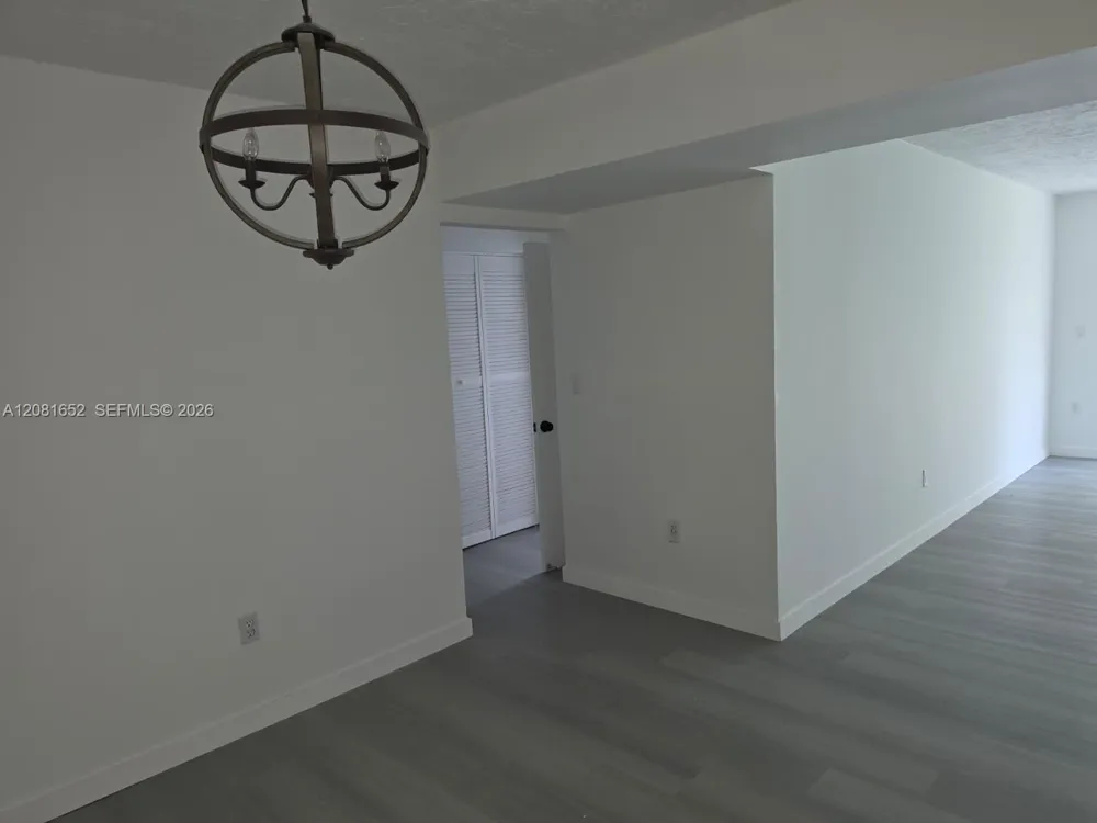 7300 NW 17th St #408 Plantation, FL 33313
