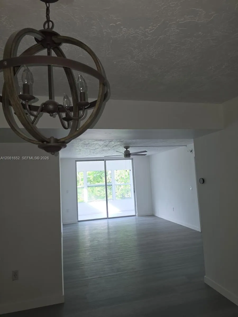 7300 NW 17th St #408 Plantation, FL 33313