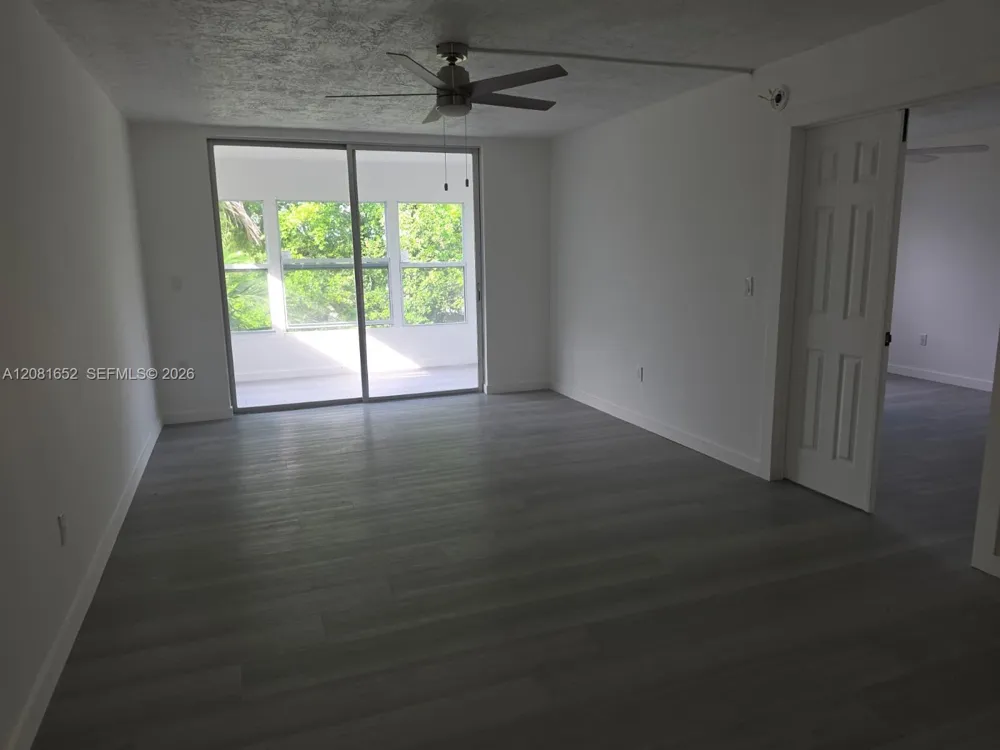 7300 NW 17th St #408 Plantation, FL 33313