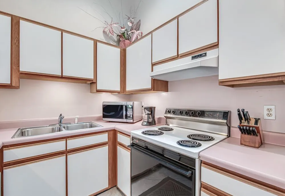 815 Andrew Redding Road #202 Lantana, FL 33462