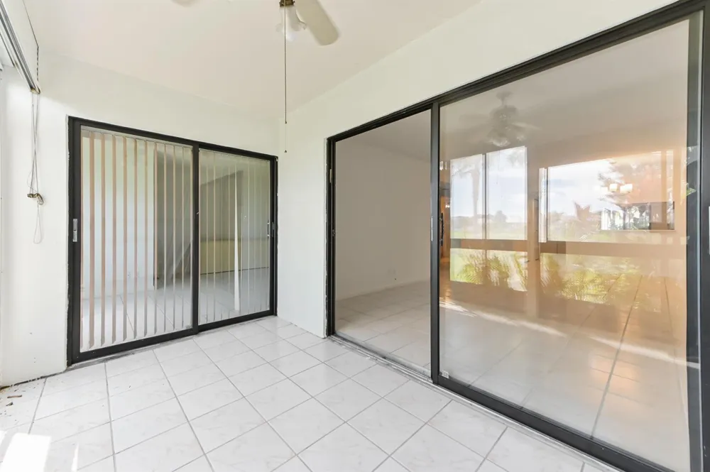7260 KINGHURST DRIVE #106 Delray Beach, FL 33446