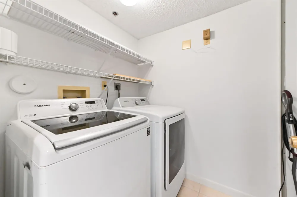 7260 KINGHURST DRIVE #106 Delray Beach, FL 33446