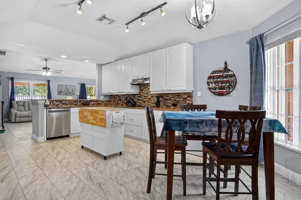 1018 SW HALEYBERRY AVENUE Port St. Lucie, FL 34953