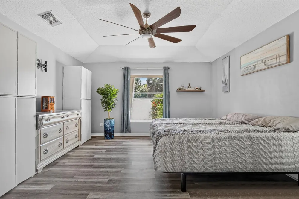1018 SW HALEYBERRY AVENUE Port St. Lucie, FL 34953