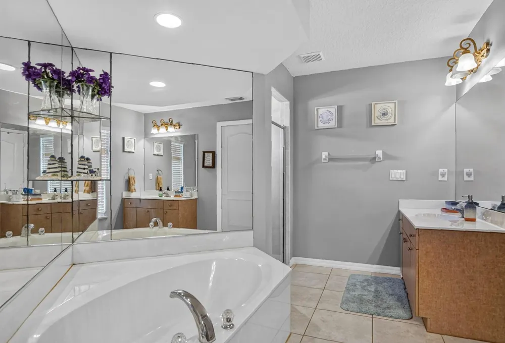 1018 SW HALEYBERRY AVENUE Port St. Lucie, FL 34953