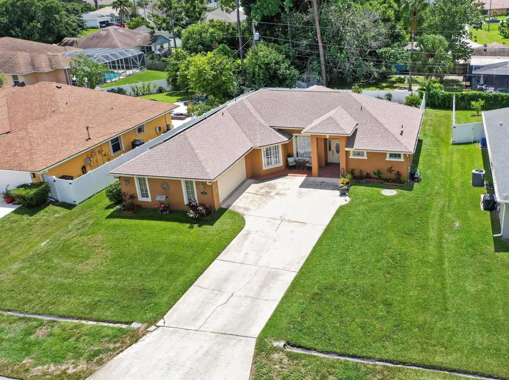 1018 SW HALEYBERRY AVENUE Port St. Lucie, FL 34953