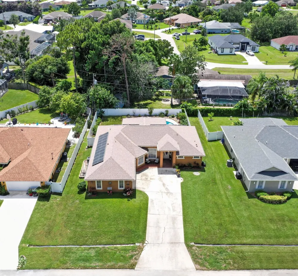 1018 SW HALEYBERRY AVENUE Port St. Lucie, FL 34953