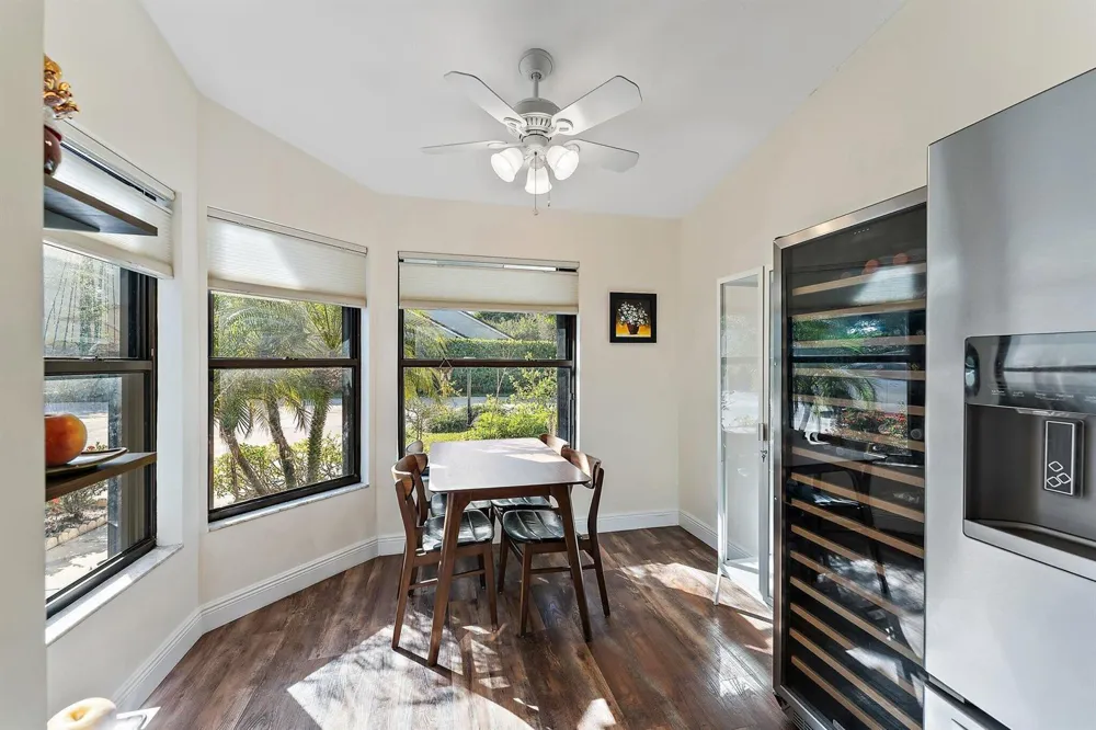 801 Kintyre Court Palm Beach Gardens, FL 33418