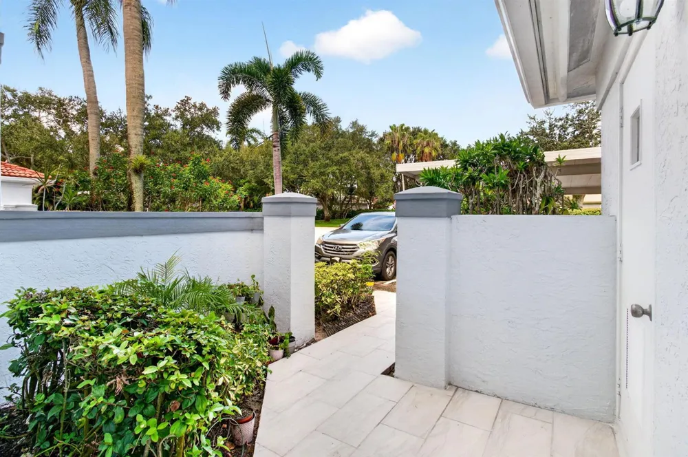 7881 WHISPERING PALMS DRIVE #101 Boynton Beach, FL 33437
