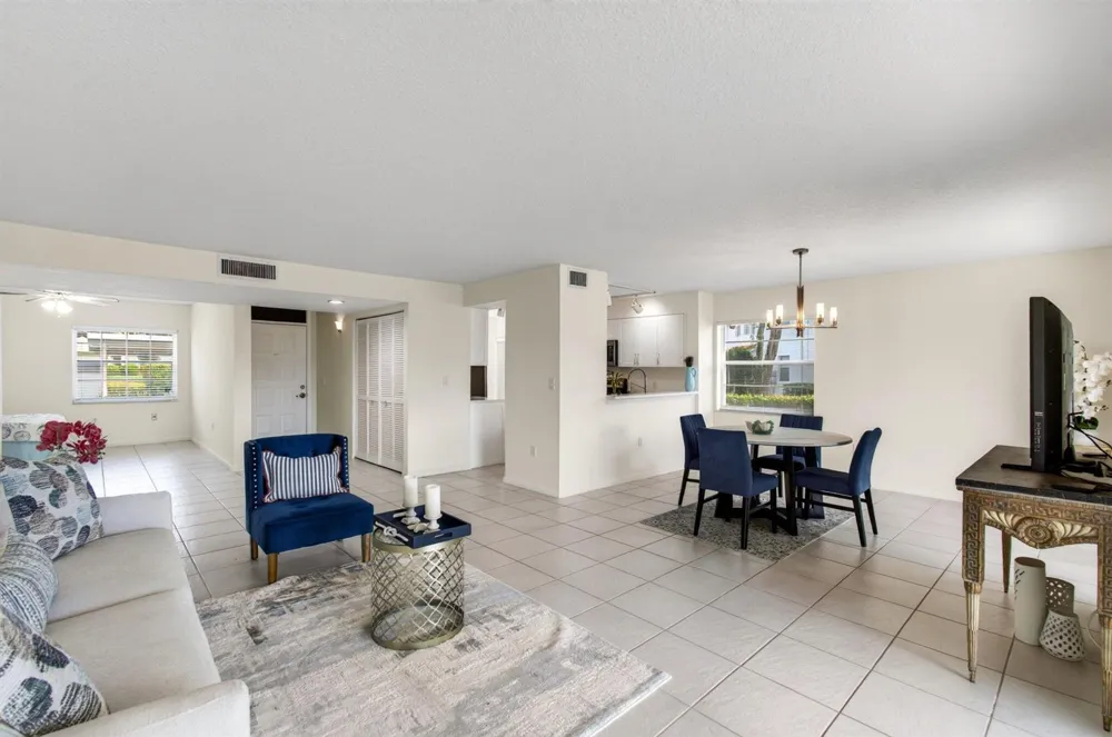 7881 WHISPERING PALMS DRIVE #101 Boynton Beach, FL 33437