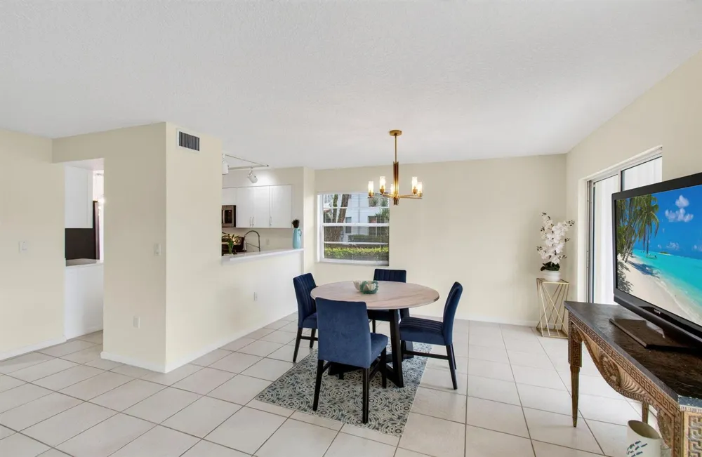 7881 WHISPERING PALMS DRIVE #101 Boynton Beach, FL 33437