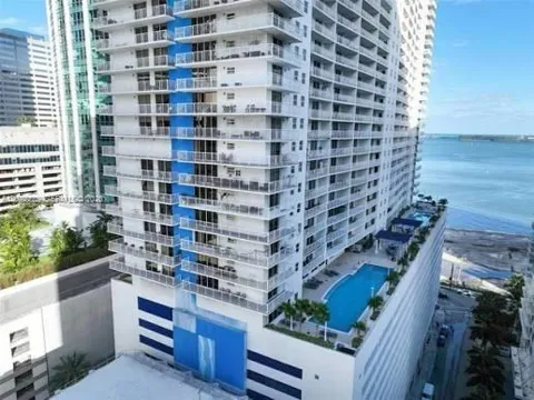1200 Brickell Bay Dr #3318