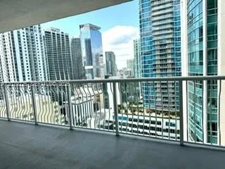 1200 Brickell Bay Dr #3318 Miami, FL 33131