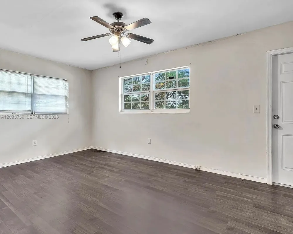 1451 NE 170th St #201A North Miami Beach, FL 33162