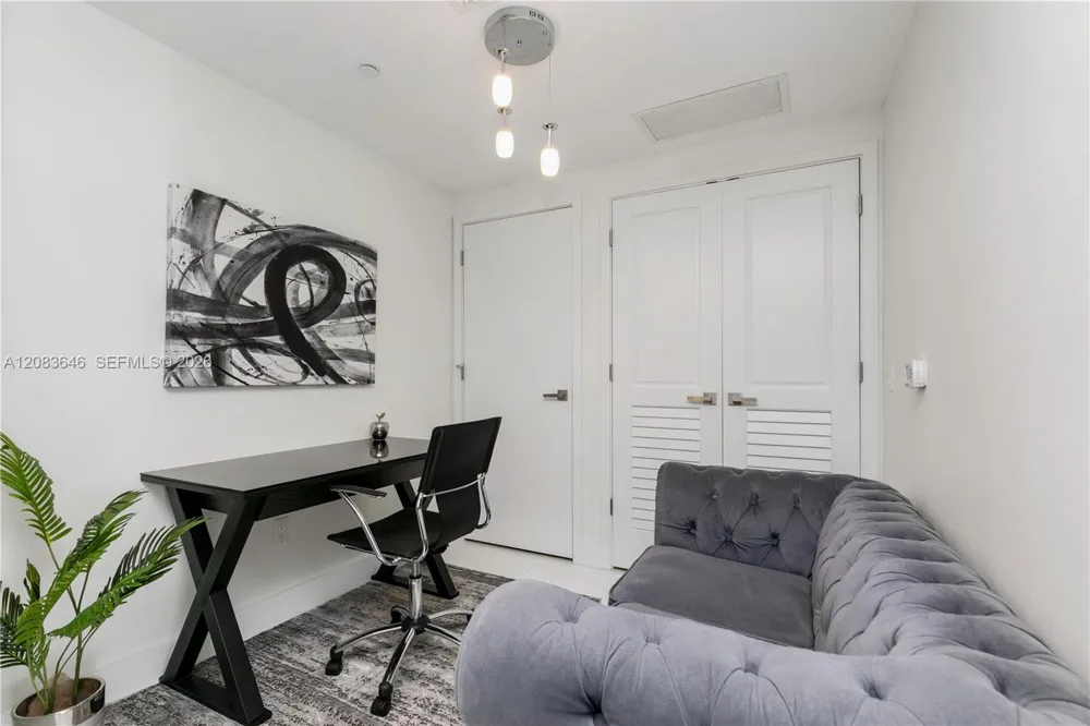 1080 Brickell Ave #3803 Miami, FL 33131