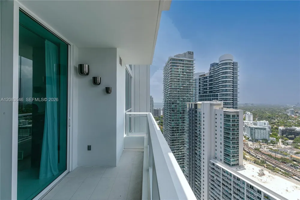 1080 Brickell Ave #3803 Miami, FL 33131