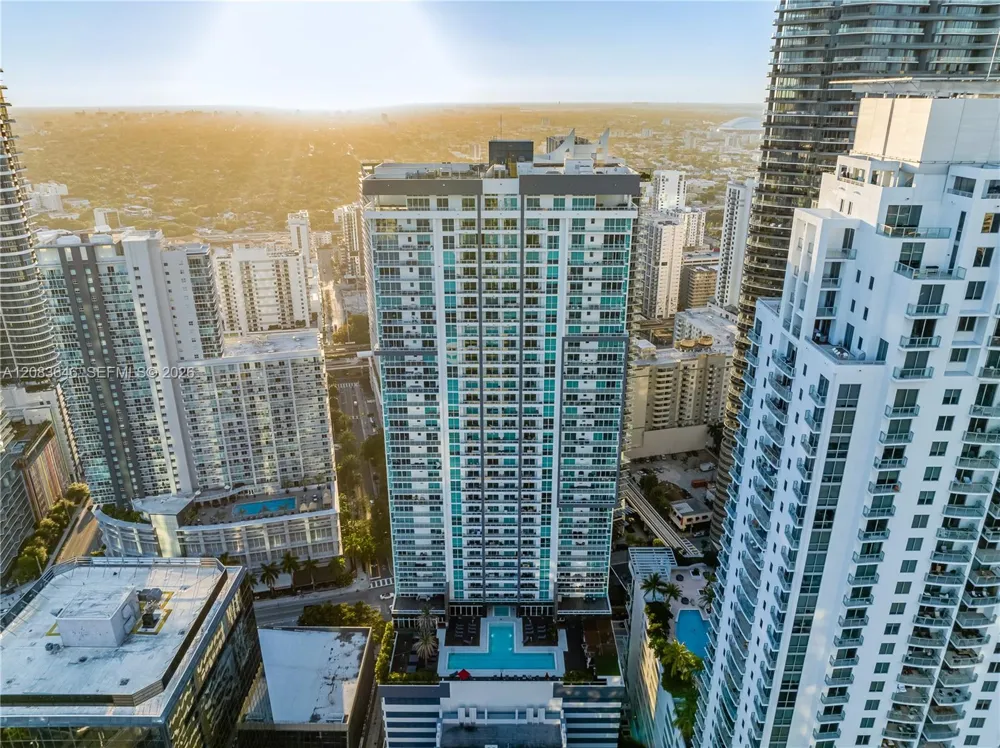 1080 Brickell Ave #3803 Miami, FL 33131