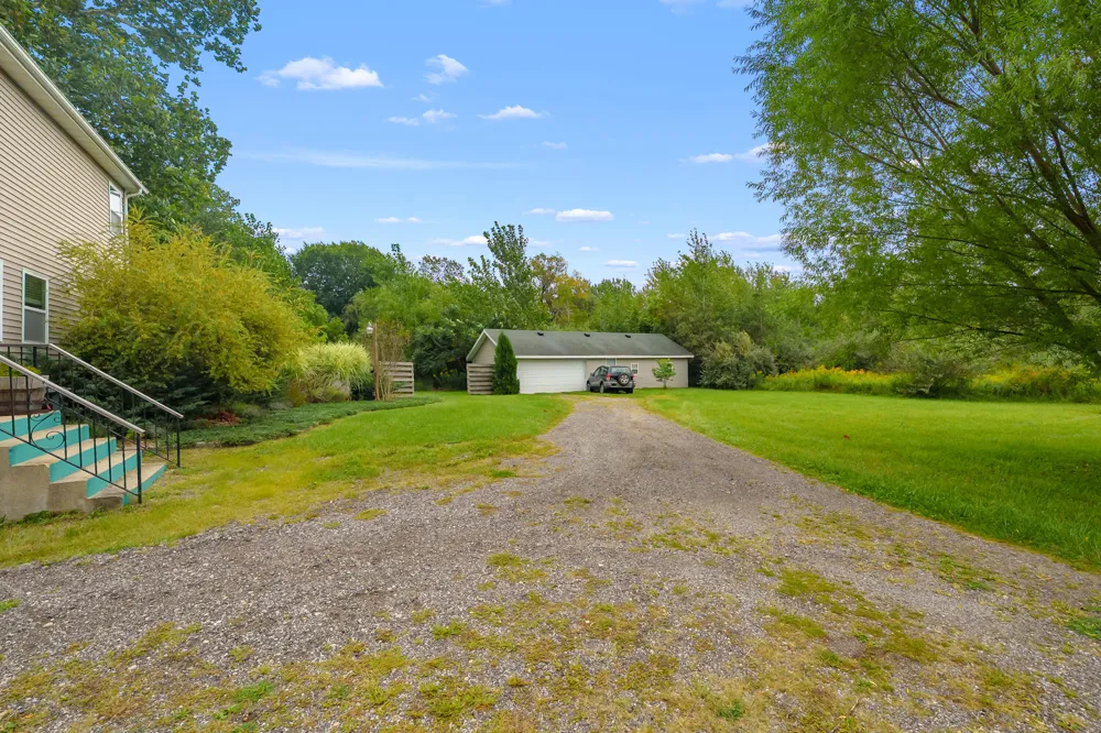 20601 M 140 Highway South Haven, MI 49090
