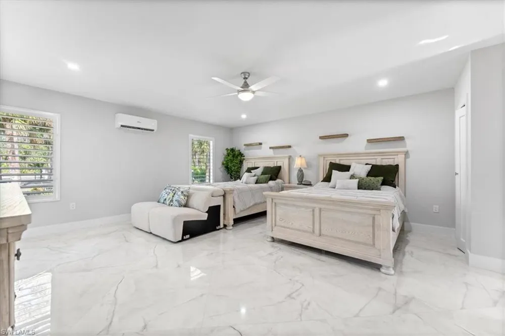 1440 8th Street NE Naples, FL 34120