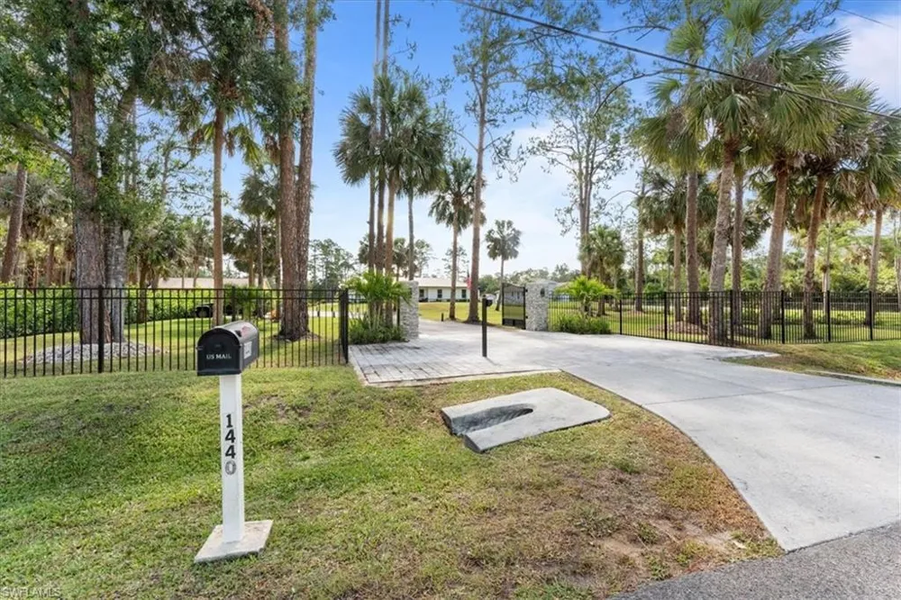 1440 8th Street NE Naples, FL 34120