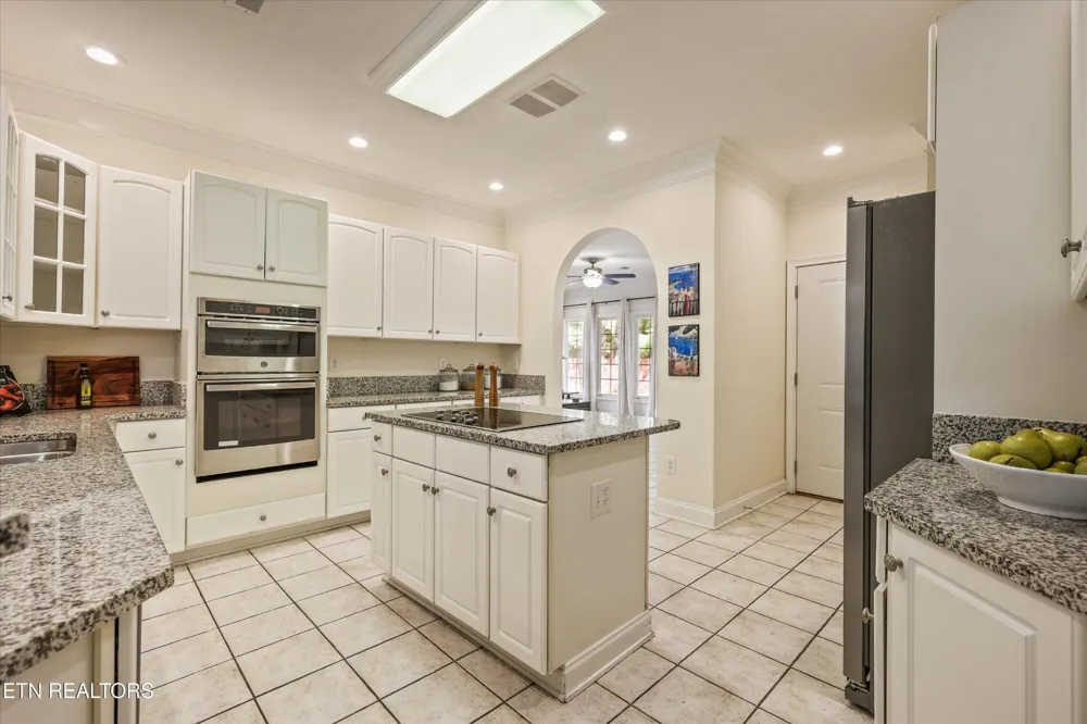 12413 Willow Ridge Lane Knoxville, TN 37934