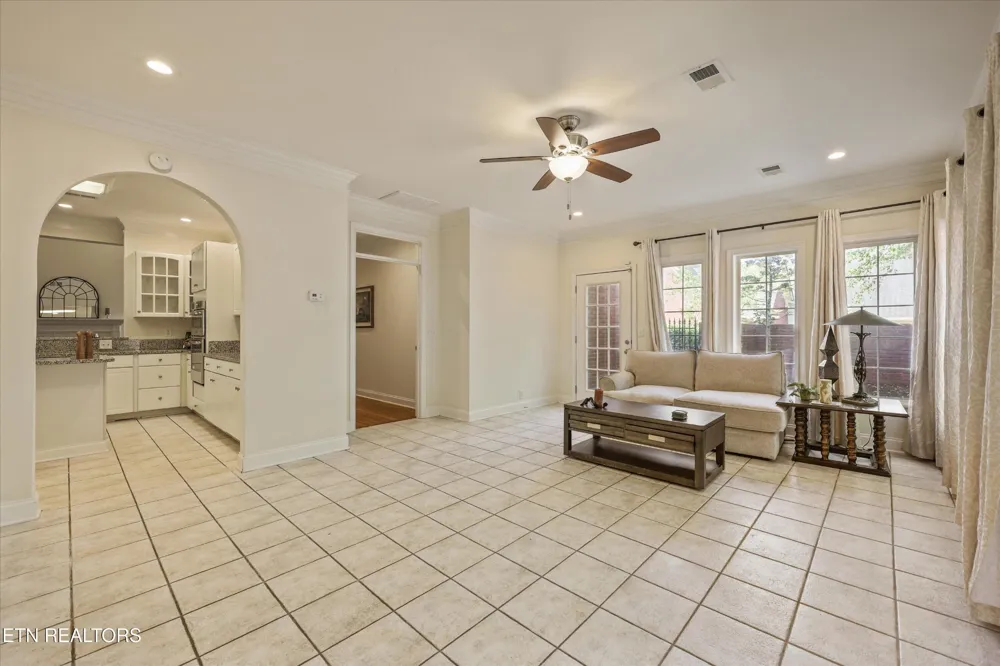12413 Willow Ridge Lane Knoxville, TN 37934