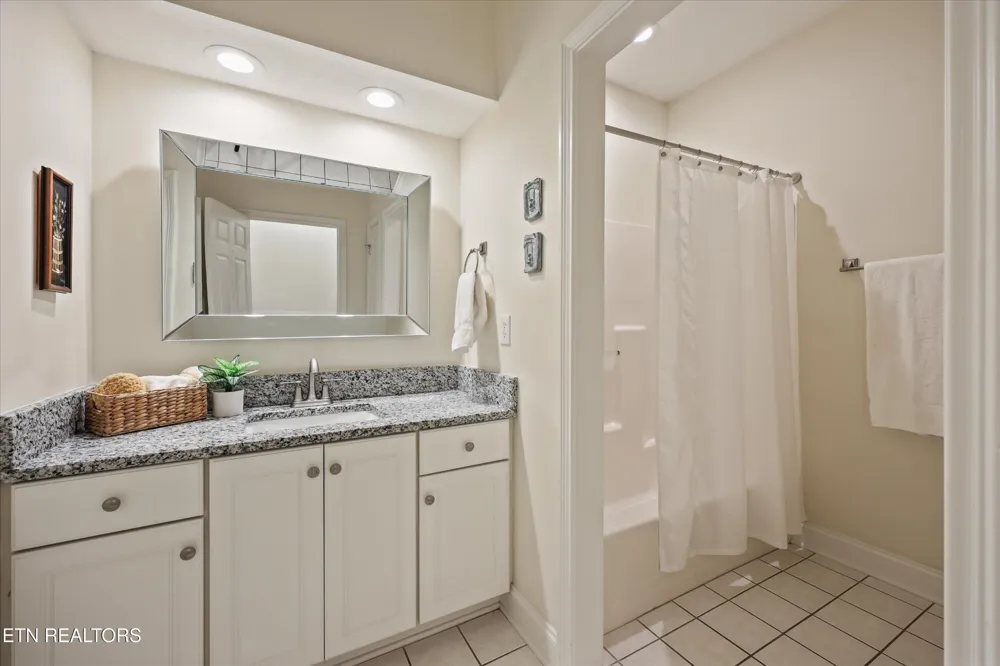 12413 Willow Ridge Lane Knoxville, TN 37934