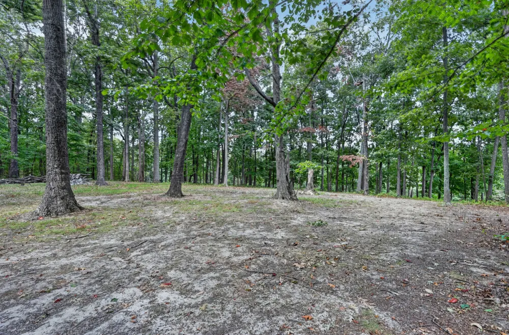 114 Tom Beasley Rd Westmoreland, TN 37186