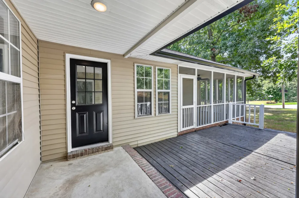 114 Tom Beasley Rd Westmoreland, TN 37186
