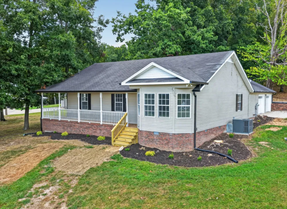 114 Tom Beasley Rd Westmoreland, TN 37186
