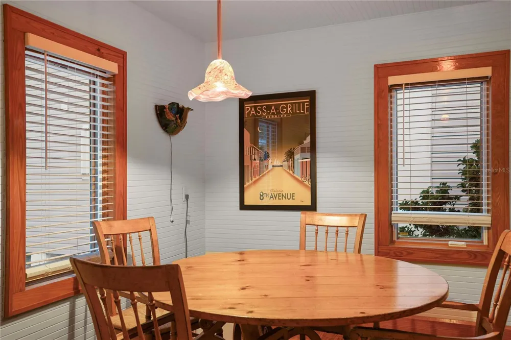 702 PASS A GRILLE WAY St Pete Beach, FL 33706
