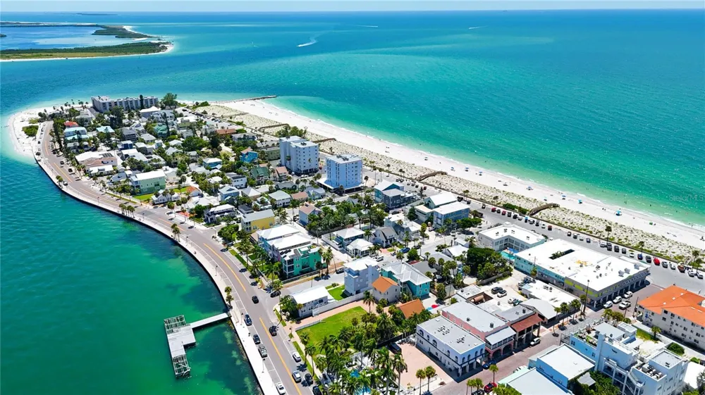 702 PASS A GRILLE WAY St Pete Beach, FL 33706