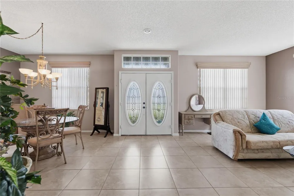 543 TERRANOVA CIRCLE Winter Haven, FL 33884
