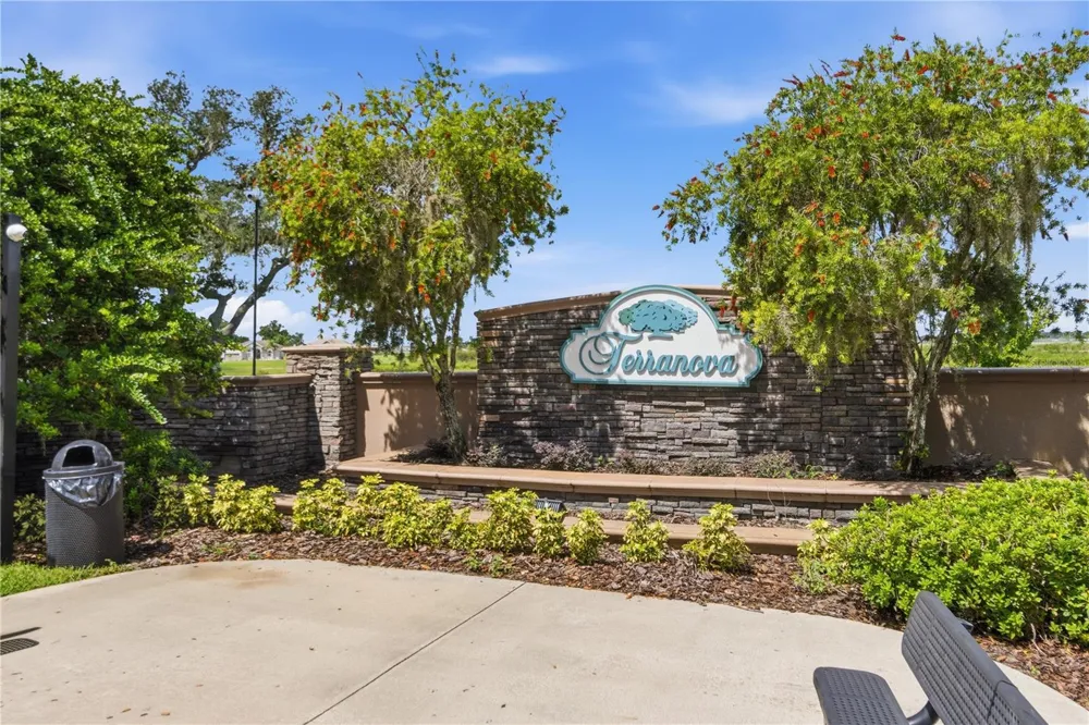 543 TERRANOVA CIRCLE Winter Haven, FL 33884