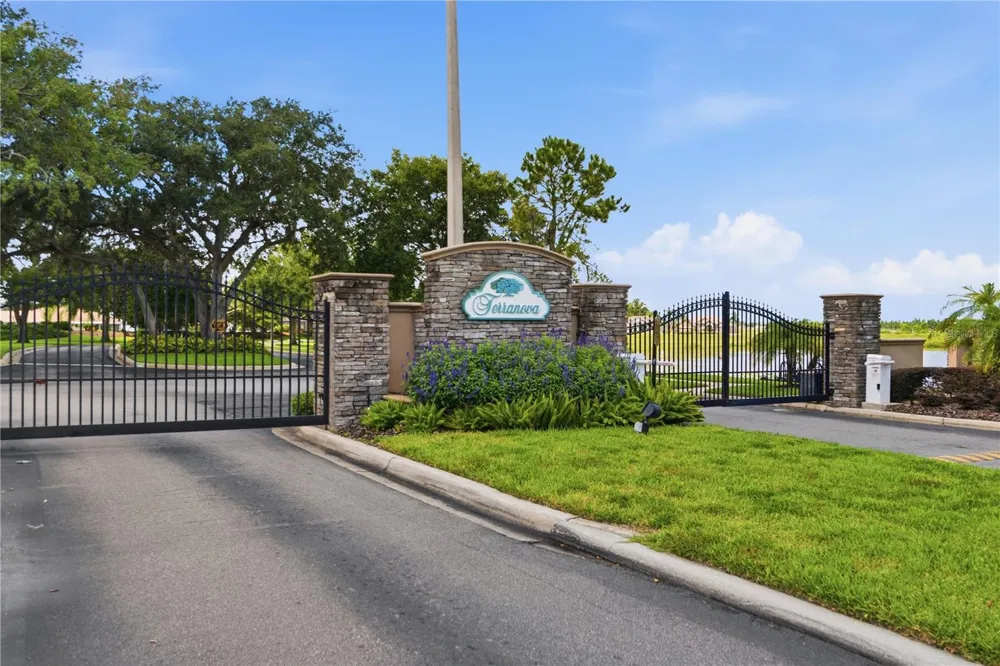 543 TERRANOVA CIRCLE Winter Haven, FL 33884