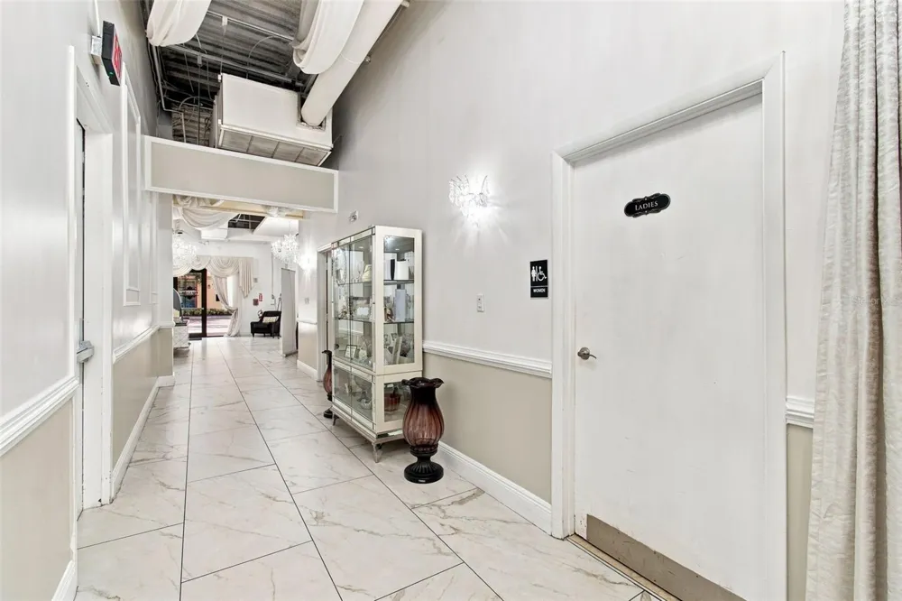 7065 WESTPOINTE BOULEVARD #140 Orlando, FL 32835
